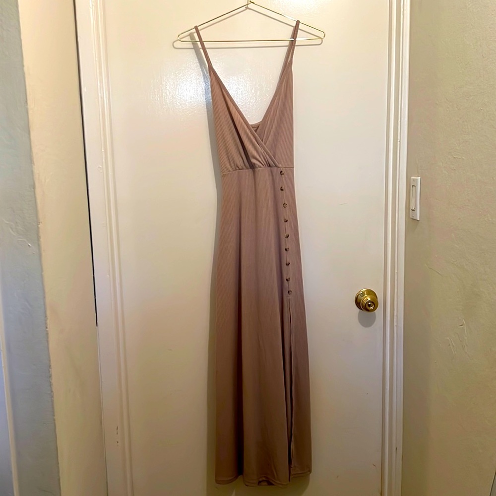 Ribbed Maxi Dress